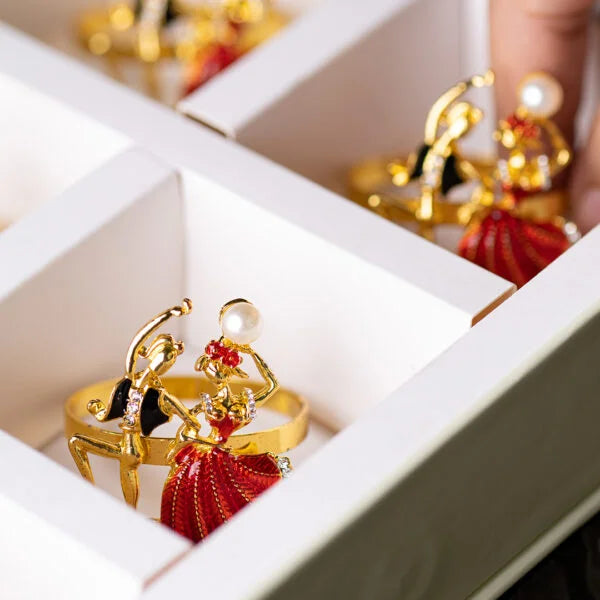 Dancing Couple Napkin Rings