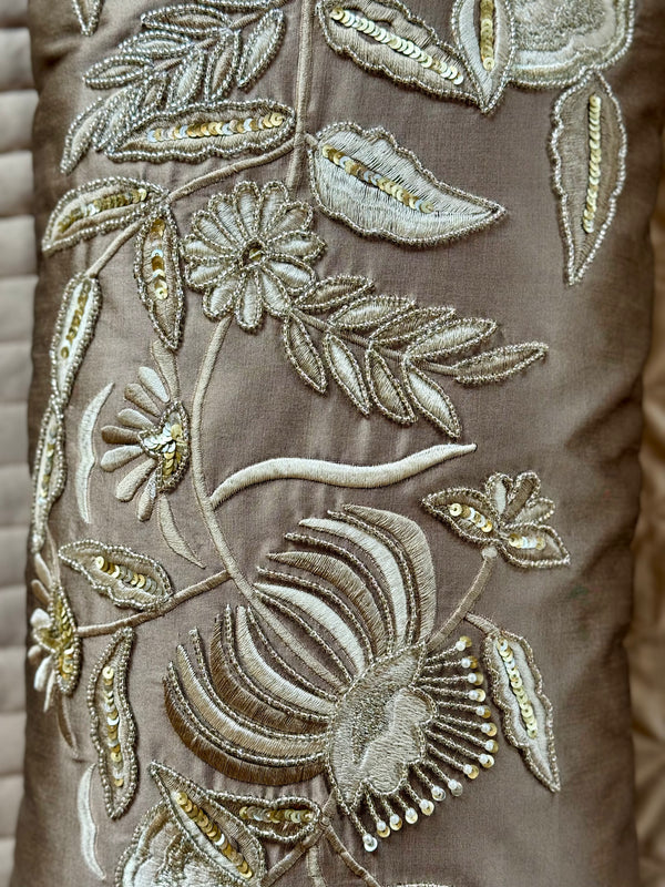Brown Orchid Spine (With Insert)