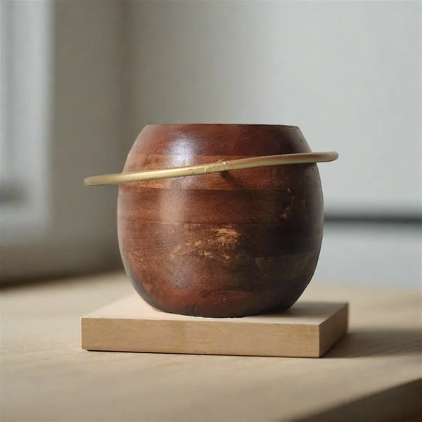 Celestial Cute Saturn Holder