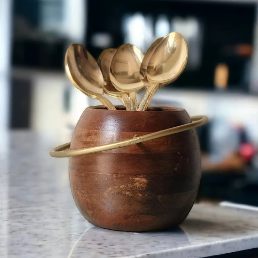 Celestial Cute Saturn Holder