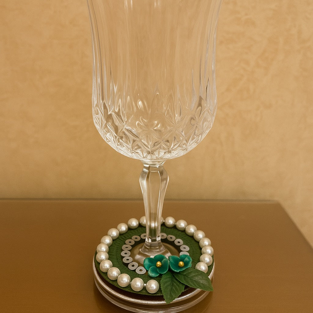 Emerald Whim Charm Ring – Dual Luxe Edition