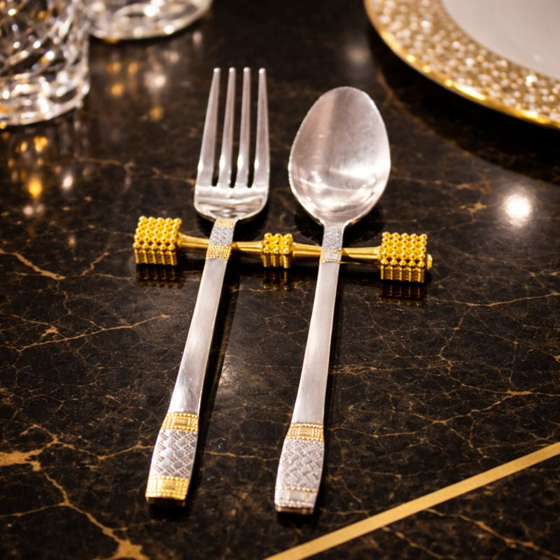 Imperial Beaded Gold Cutlery Rest