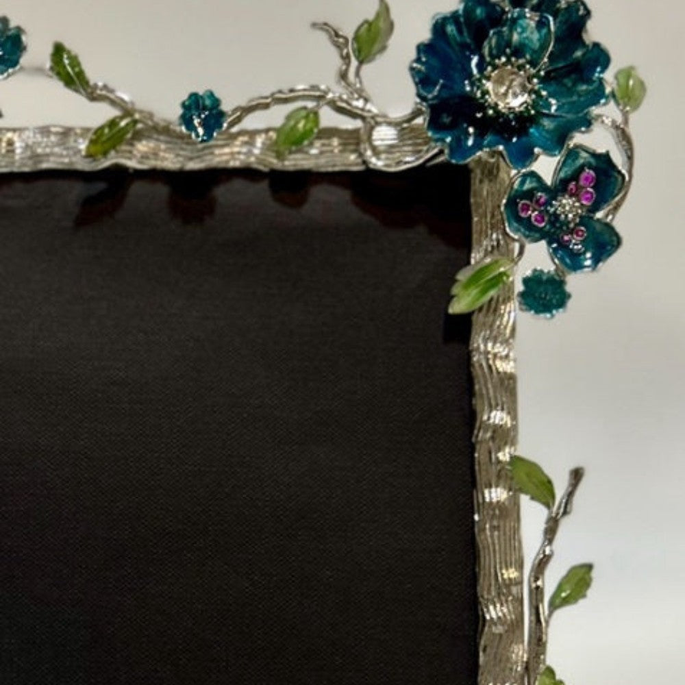 Indigo bloom frame