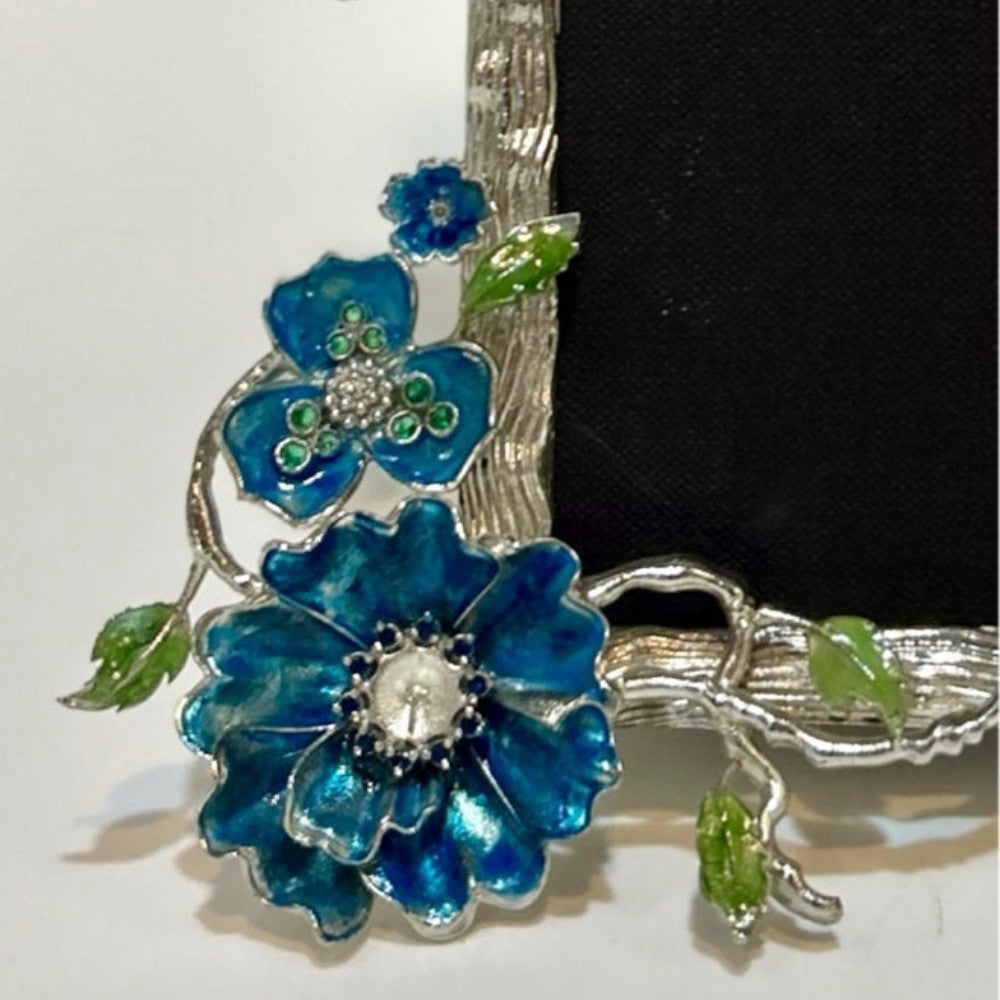 Indigo bloom frame