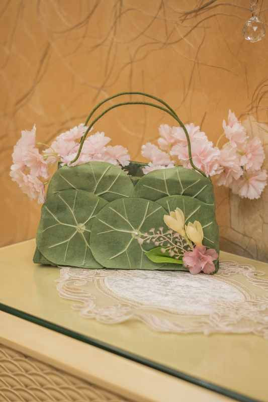 Leafy Bag Shaped Green Vase