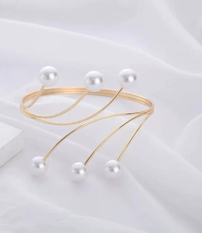 Pearl Bloom Curtain Tieback