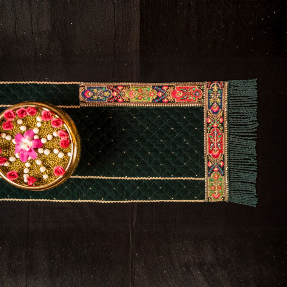 Royal Retreat Runner