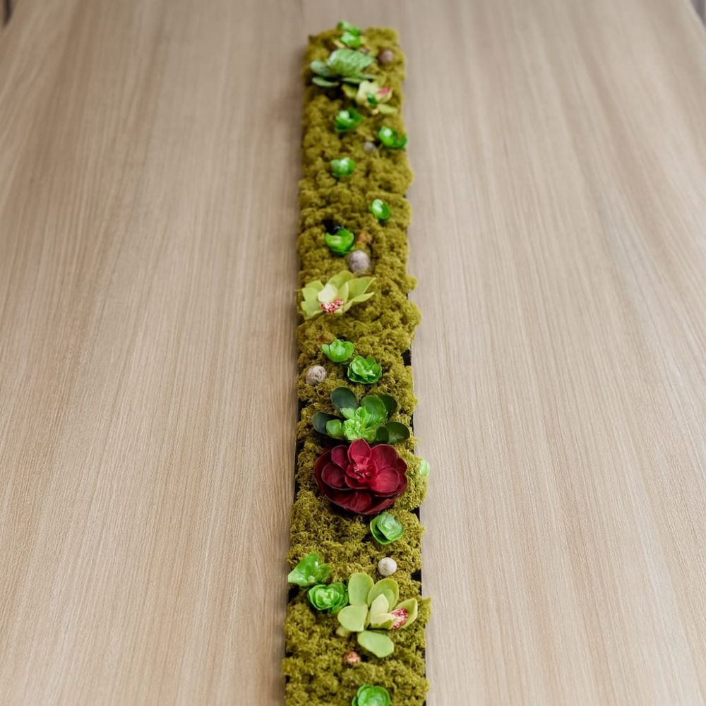 Verdant Luxe Succulent Moss Runner
