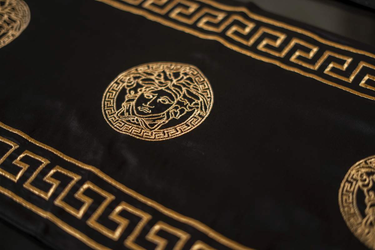 Versace Inspired Table Decor set for 6