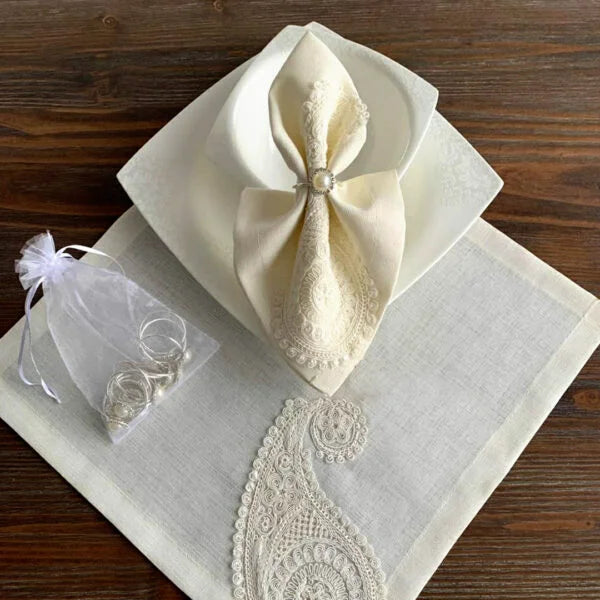 Viento ivory Model