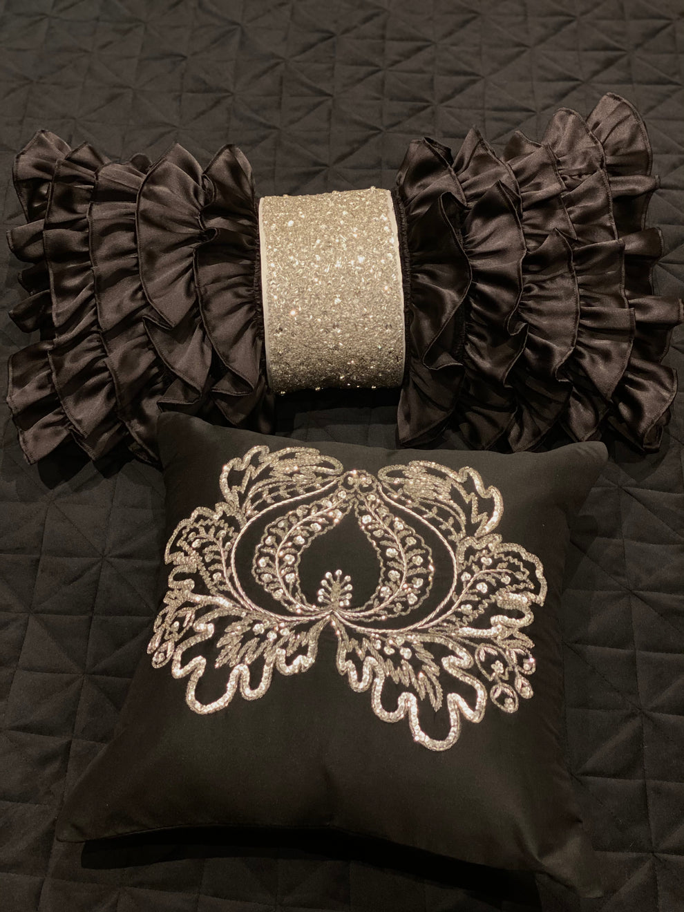 Black Swan Cushion