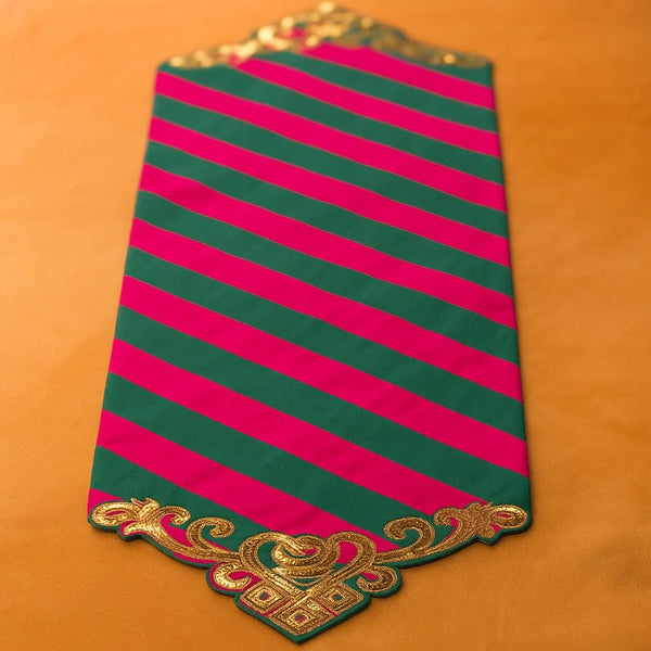 Sparkling Emerald Pink Runner